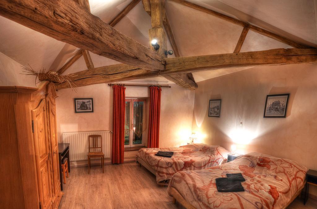 La Ferme Des 3 Suissesses Bed & Breakfast Saint-Paul  Room photo